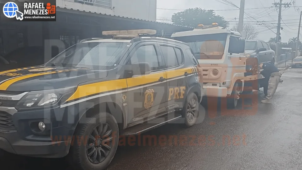 Homem natural de Santa Maria é preso com comparsa com mais de 121 kg de maconha na BR-386