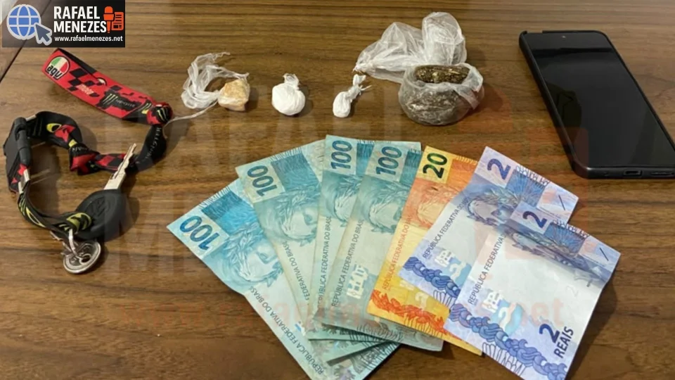 Dois homens são presos por tráfico de drogas no Centro de São Sepé