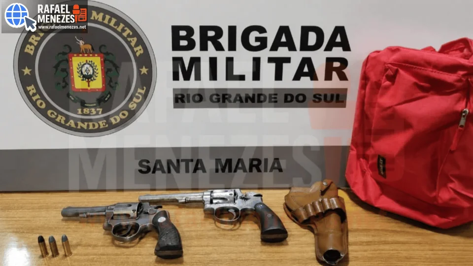 Homem é preso com dois revólveres durante abordagem em Santa Maria