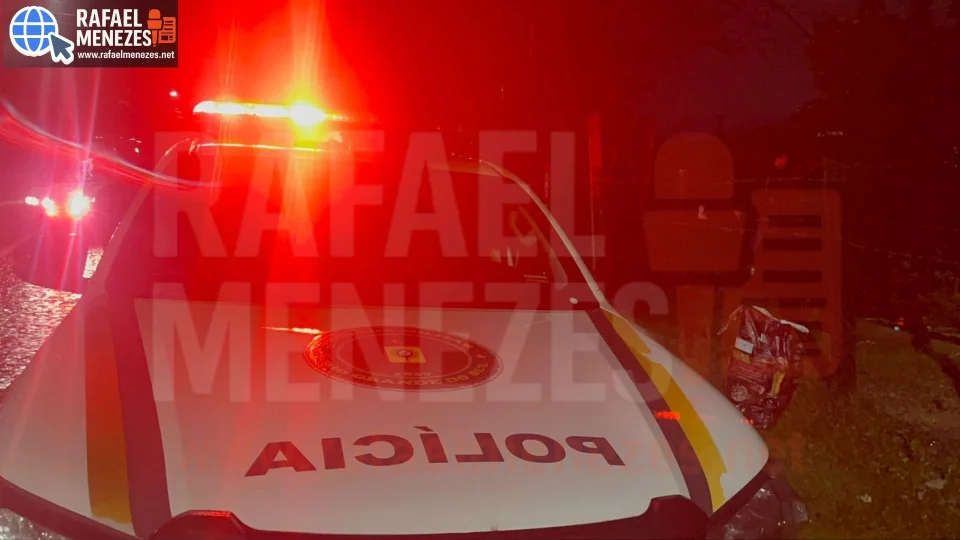 Homem invade pátio com facão e ameaça matar moradores em Camobi em Santa Maria