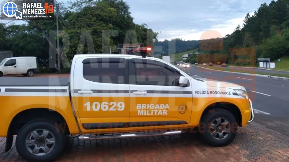 Engavetamento deixa passageira ferida na RSC-287, em Paraíso do Sul