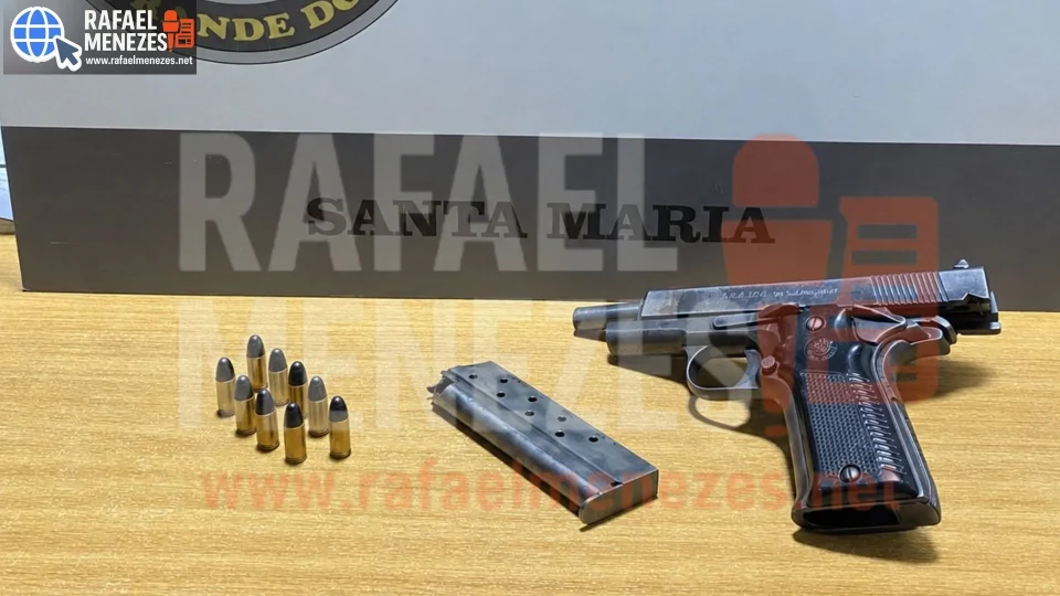 Homem é preso com pistola 9 mm durante ação do 2º Batalhão de Polícia de Choque em Santa Maria