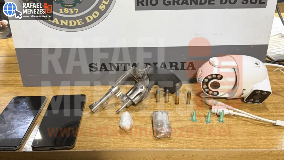 Dupla com diversos antecedentes por homicídio é presa com arma e drogas após perseguição em Santa Maria