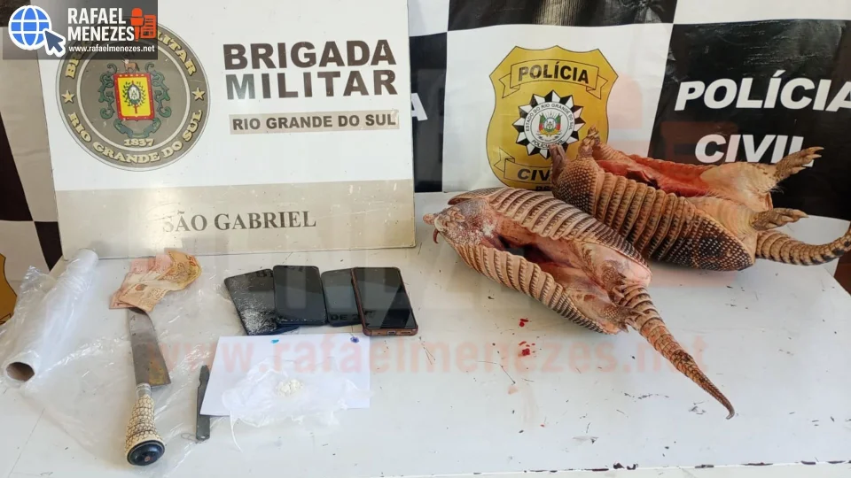 Homem é preso por tráfico de drogas e polícia encontra animais abatidos em São Gabriel