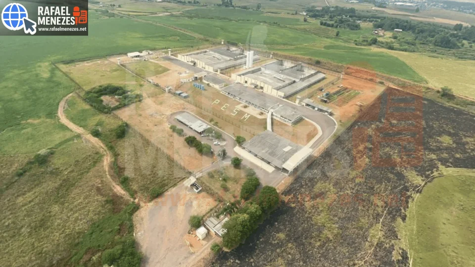 Presos em Santa Maria usavam celulares e relógios inteligentes para fazer cobranças com ameaças