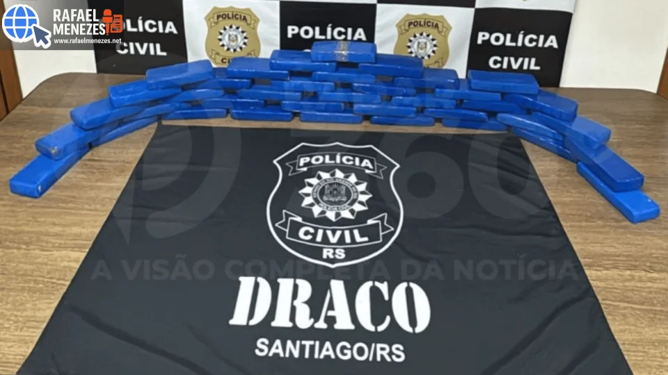 Dupla é presa com 25 Kg de maconha após perseguição policial em Santiago