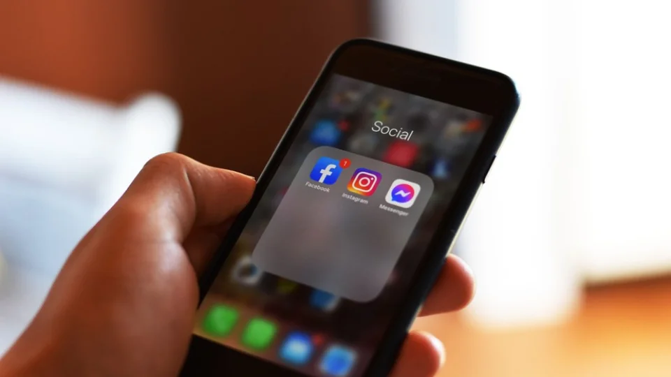 Instagram e Facebook apresentam instabilidade e geram reclamações de usuários