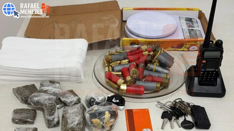 Polícia Civil prende jovem com drogas, munições e veículos em Santa Maria