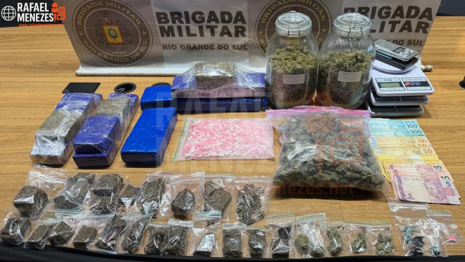 Brigada Militar prende jovem e apreende grande quantidade de drogas em Santa Maria