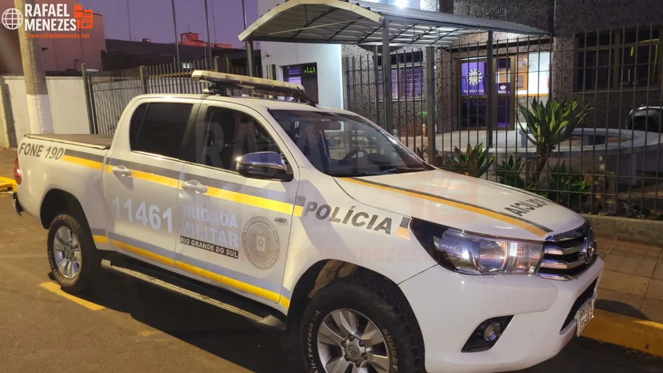 Homem é preso por embriaguez ao volante após colidir em carro estacionado em Mata