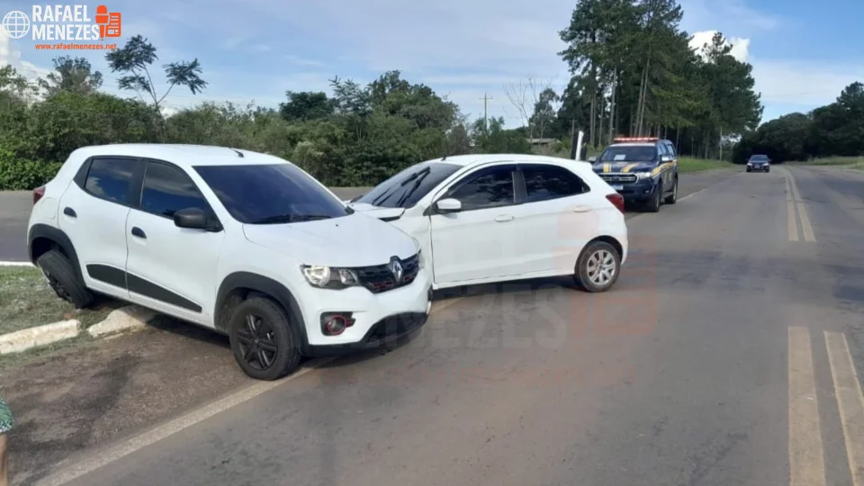 Colisão entre dois veículos deixa jovem ferido na BR-287 em Santiago