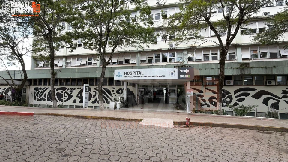 Motorista de aplicativo fica gravemente ferido após ser agredido por passageiros em Santa Maria