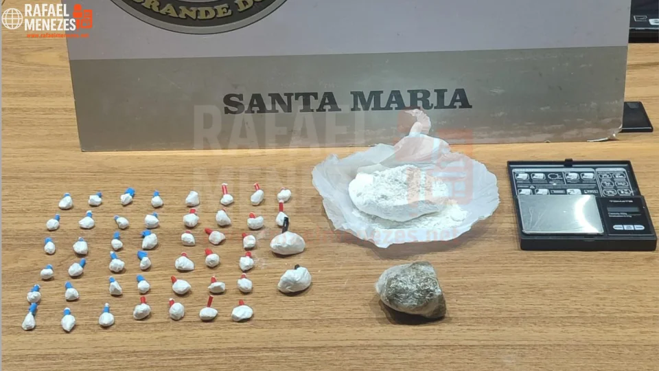 Homem é preso com cocaína, maconha e balança de precisão em Santa Maria