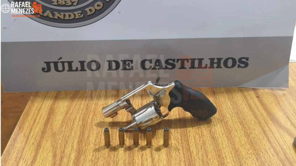 Motorista é preso por porte ilegal de arma na BR-158 em Júlio de Castilhos