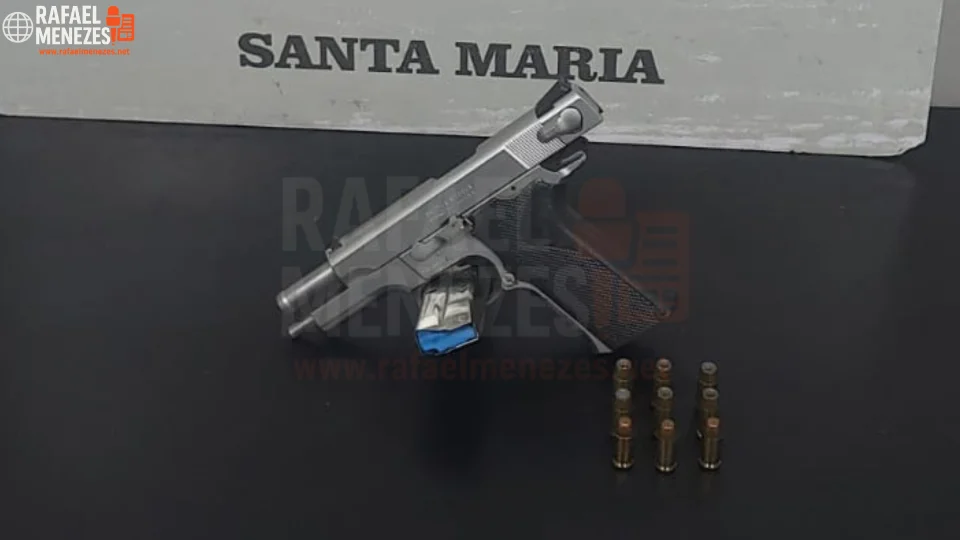Homem é preso por porte ilegal após tentar fugir da polícia na RSC-287 em Santa Maria