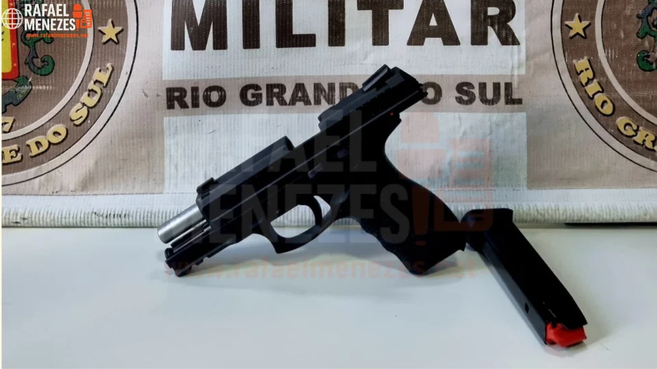 Idoso é preso por porte ilegal de arma em supermercado de Camobi em Santa Maria