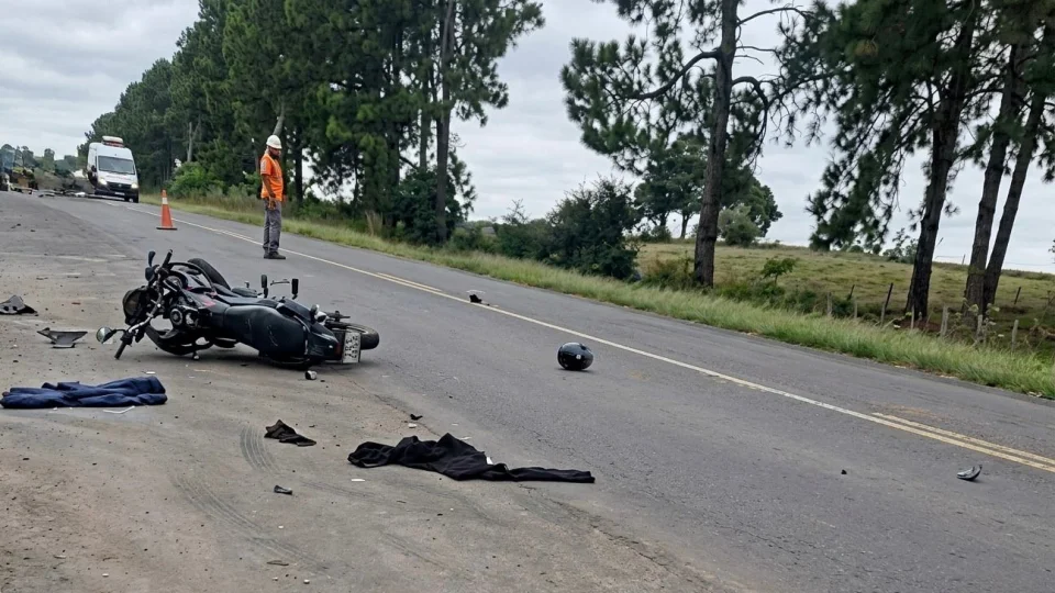 Vítima de acidente na BR-290 morre na UTI da Santa Casa em São Gabriel