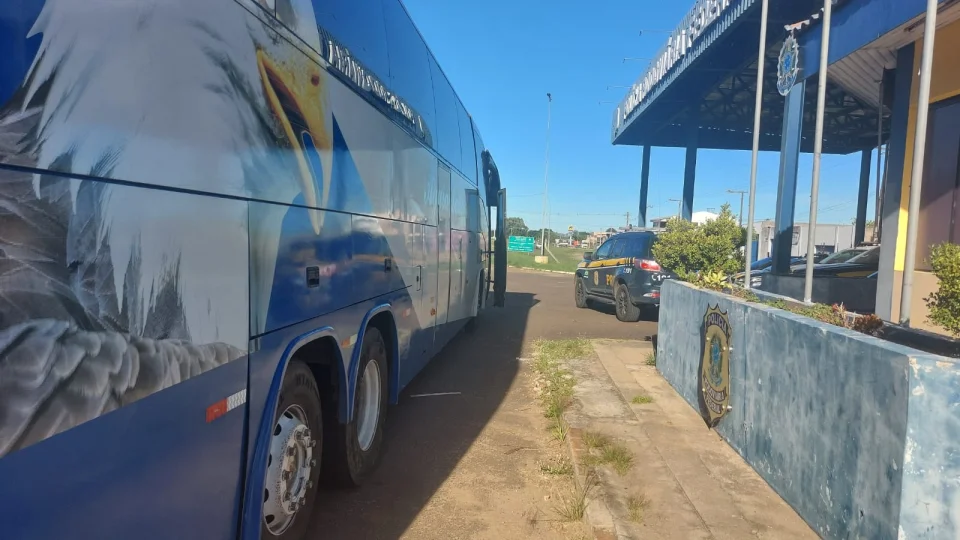 Motorista é preso transportando carga de vinhos avaliada em quase R$ 300 mil em Rosário do Sul