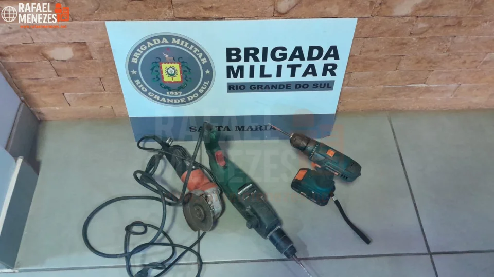Casal é preso por furto em residência em Santa Maria