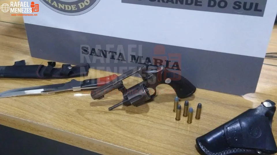 Homem preso com arma é solto menos de 24 horas após a prisão em Santa Maria