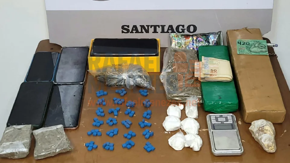 Jovem é preso com mais de 2 kg de drogas após abordagem a carro de aplicativo em Santiago