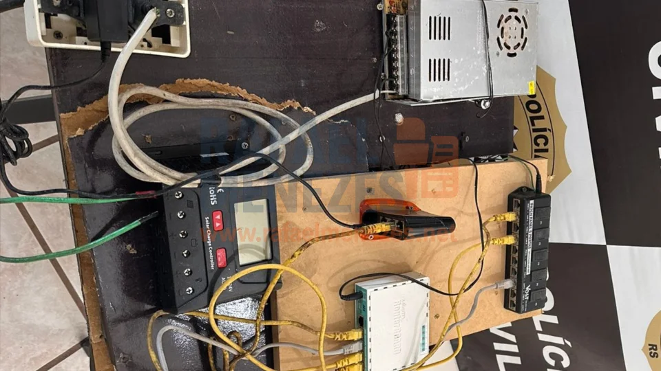 Empresa de internet é investigada por suspeita de furto de energia em rádio comunitária de Dona Francisca