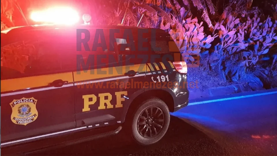 Três pessoas ficam feridas após colisão frontal na BR-290 em São Gabriel