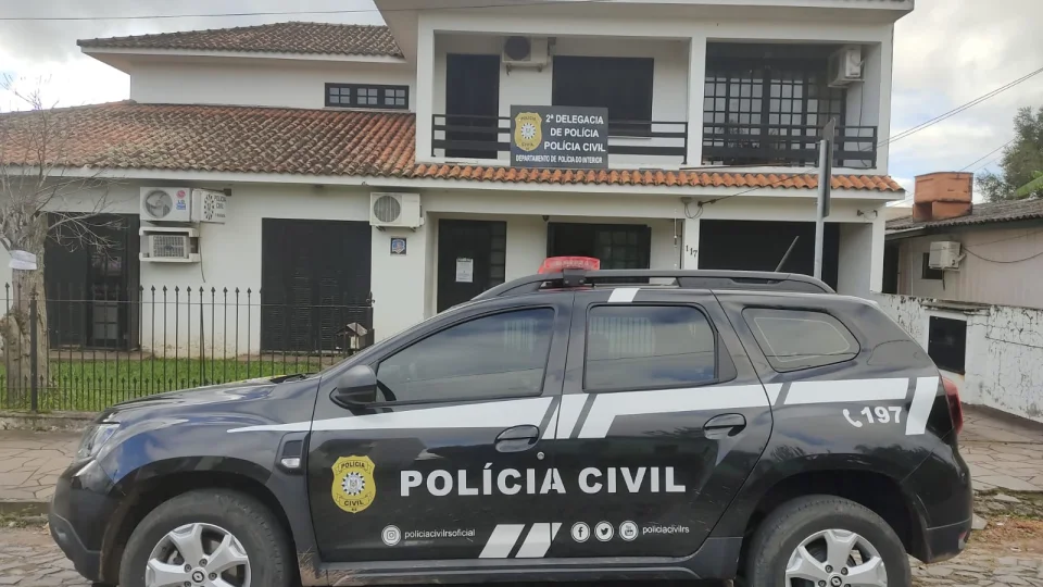 Homem é preso em São Martinho da Serra; suspeito de estuprar as filhas