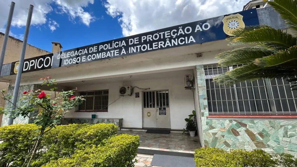 Idosa é agredida com canivete pela ex-nora após ter casa invadida em Santa Maria