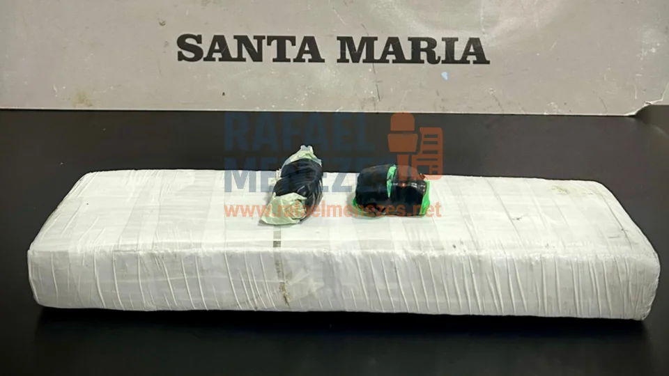 Jovem é preso por tráfico de drogas após tentar fugir da polícia em Santa Maria