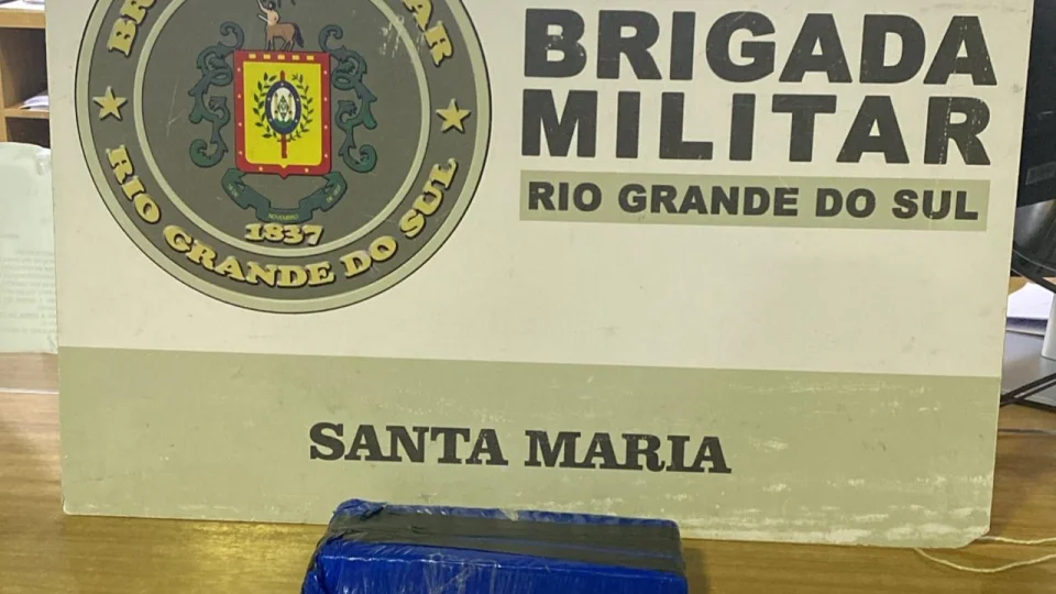 Jovem é preso por tráfico de drogas em Santa Maria