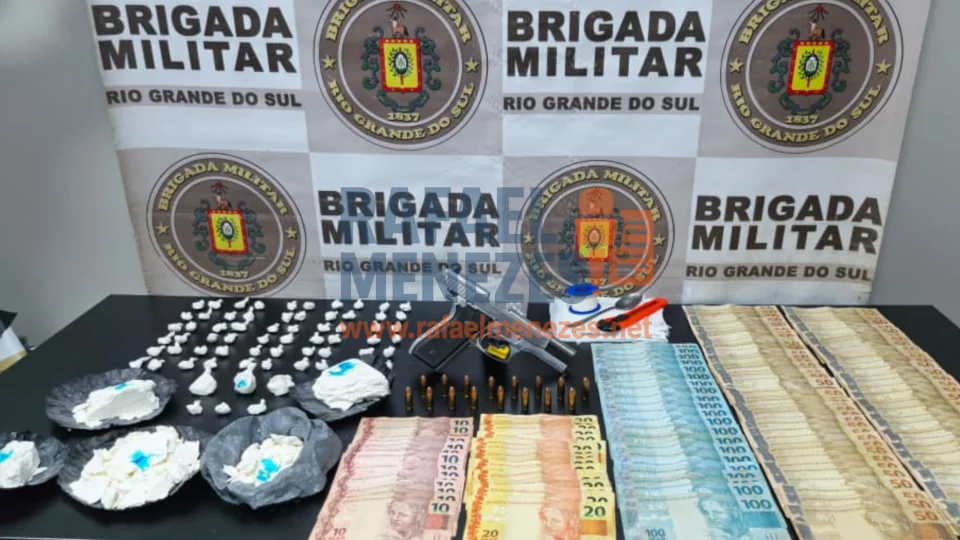 Três pessoas são presas por tráfico e associação ao tráfico no Centro de Santa Maria