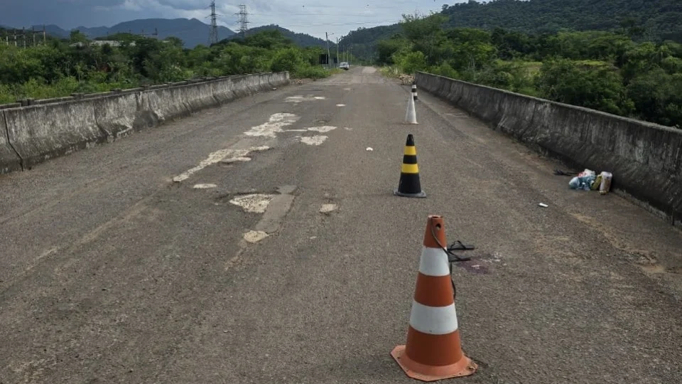 Jovem sem CNH é preso por embriaguez ao volante após acidente em Agudo