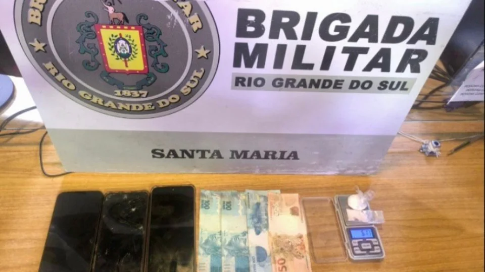 Homem é preso por tráfico de drogas no bairro Nossa Senhora de Fátima em Santa Maria
