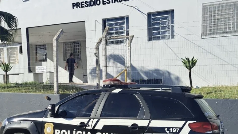 Jovem acusado de tentativa de homicídio é preso por ameaçar a vítima em São Pedro do Sul