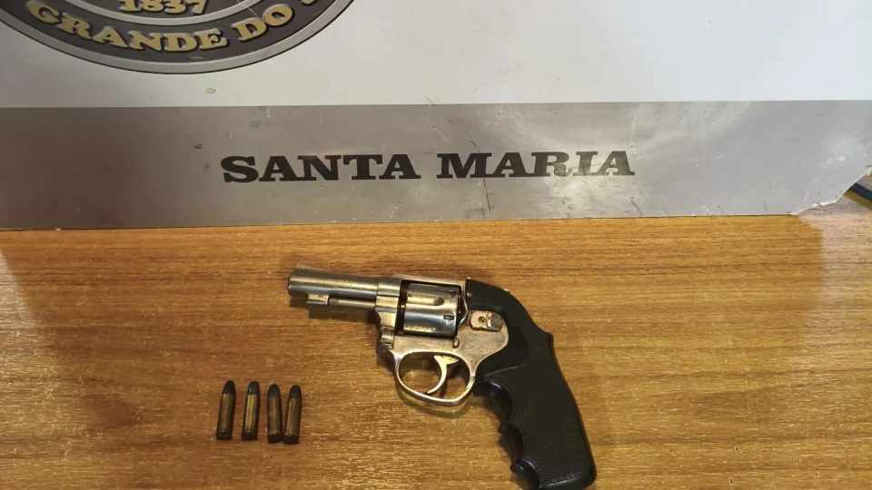 Homem é preso por porte ilegal de arma em Santa Maria