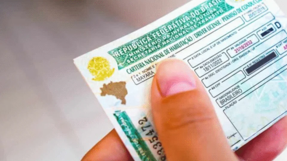 Contran libera CNH sem autoescola e promete queda de até 80% no custo; veja o que muda