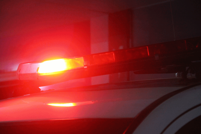 Atropelamento em frente a casa noturna termina com motorista imobilizado por vítima em Santa Maria