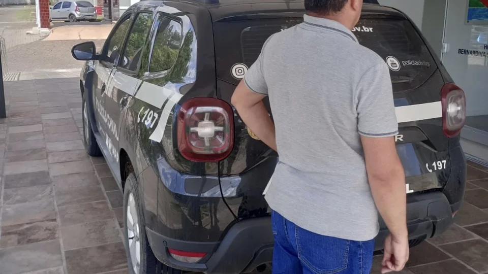 Polícia Civil prende investigado por tentativa de homicídio no centro de Júlio de Castilhos