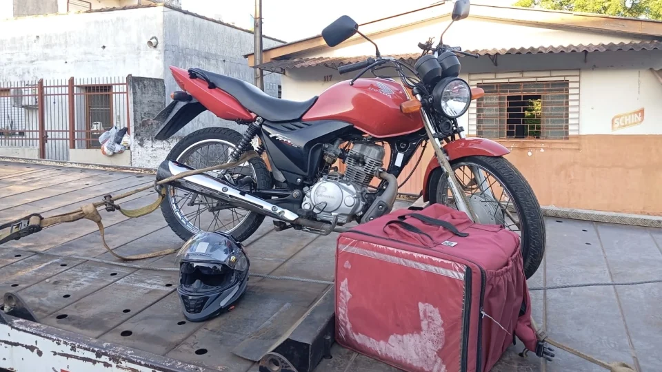 Brigada Militar prende jovem com motocicleta roubada e drogas em Santa Maria