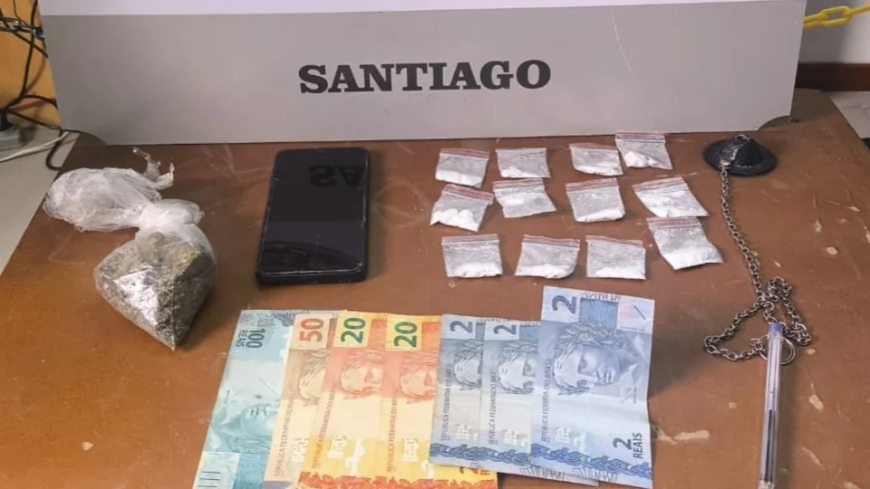 Ação da Brigada Militar resulta em prisão por tráfico de drogas em Santiago