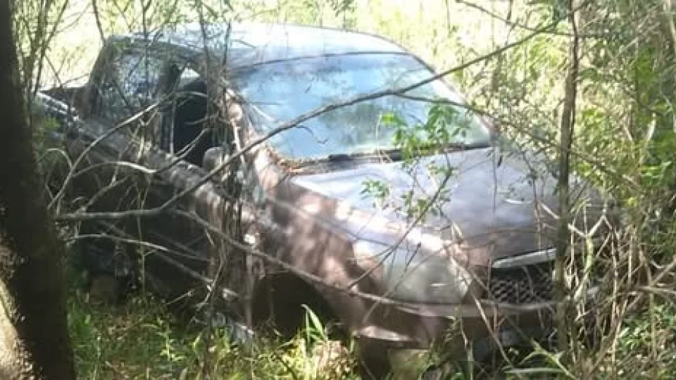 Veículo furtado em Ijuí é localizado abandonado em São Sepé