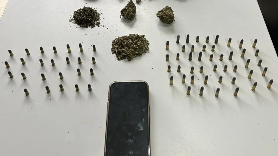 Jovem é detido com drogas e munições em Cachoeira do Sul