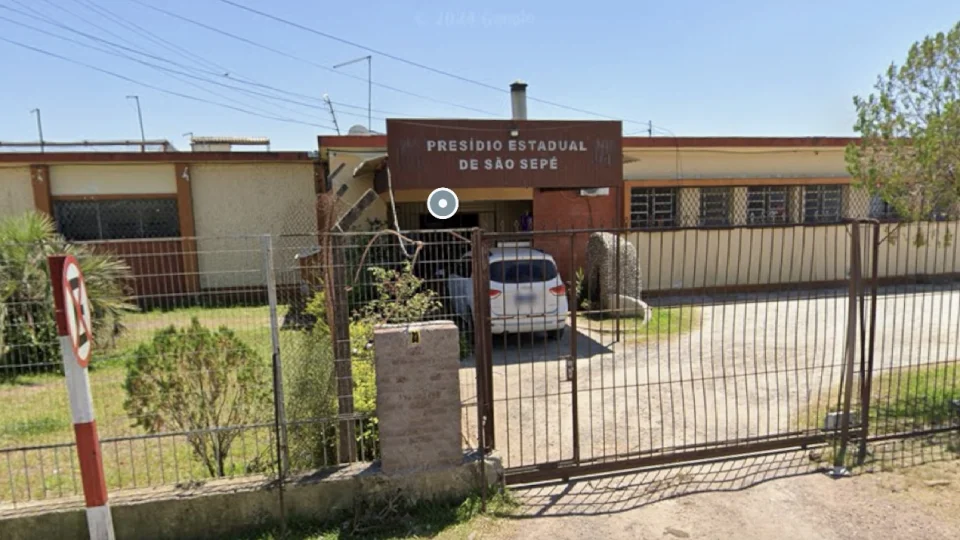 Detento morre em cela com 23 presos e caso provoca tumulto no Presídio de São Sepé