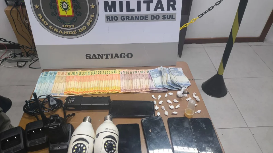 Homem e mulher são detidos por tráfico de drogas em Jaguari