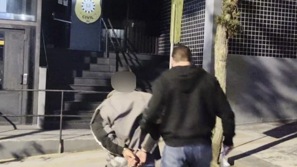 Homem é preso pela Polícia Civil em Viamão após nove anos foragido por tentativa de homicídio em Santa Maria