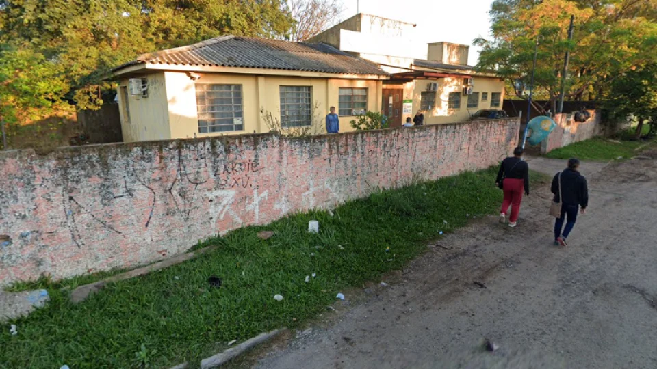 Furto de fios suspende atendimento odontológico em Santa Maria