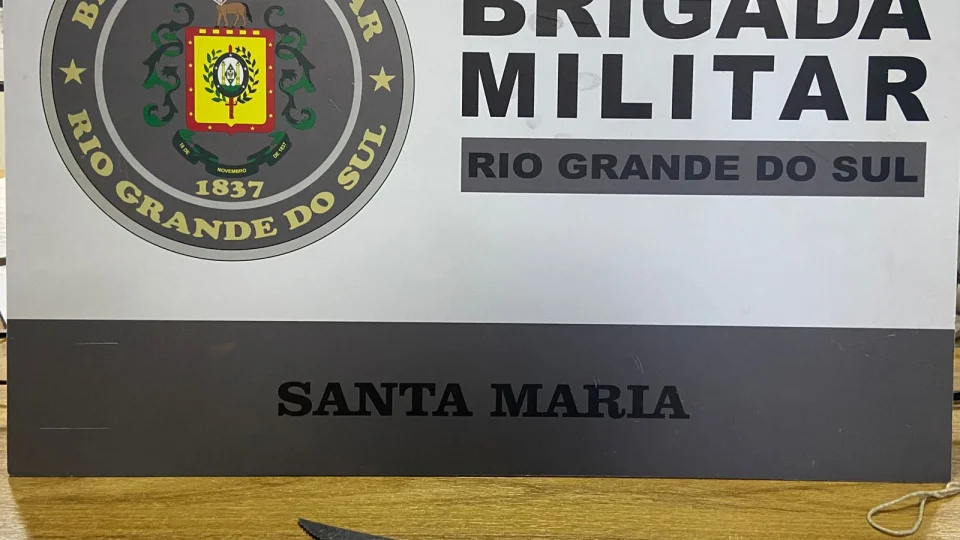 Homem é preso após esfaquear companheiro atual da ex-esposa em Santa Maria