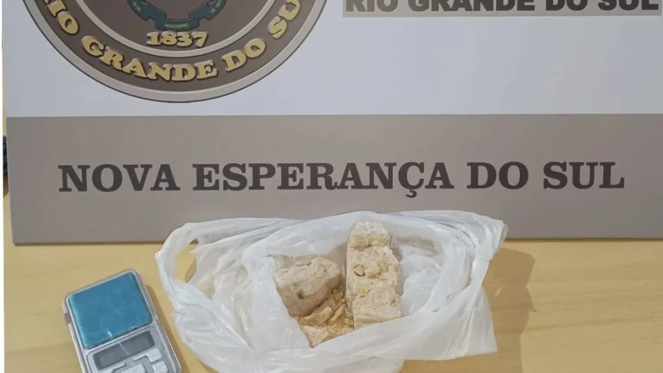 Adolescente de 13 anos, desaparecida de Santa Maria, é apreendida por tráfico de drogas em Nova Esperança do Sul