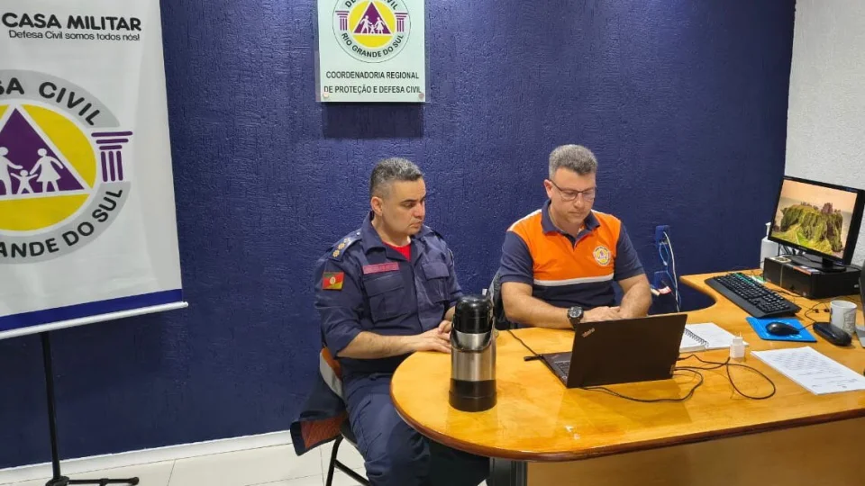 Defesa Civil alerta para ventos intensos e temporais na região central e oeste do RS
